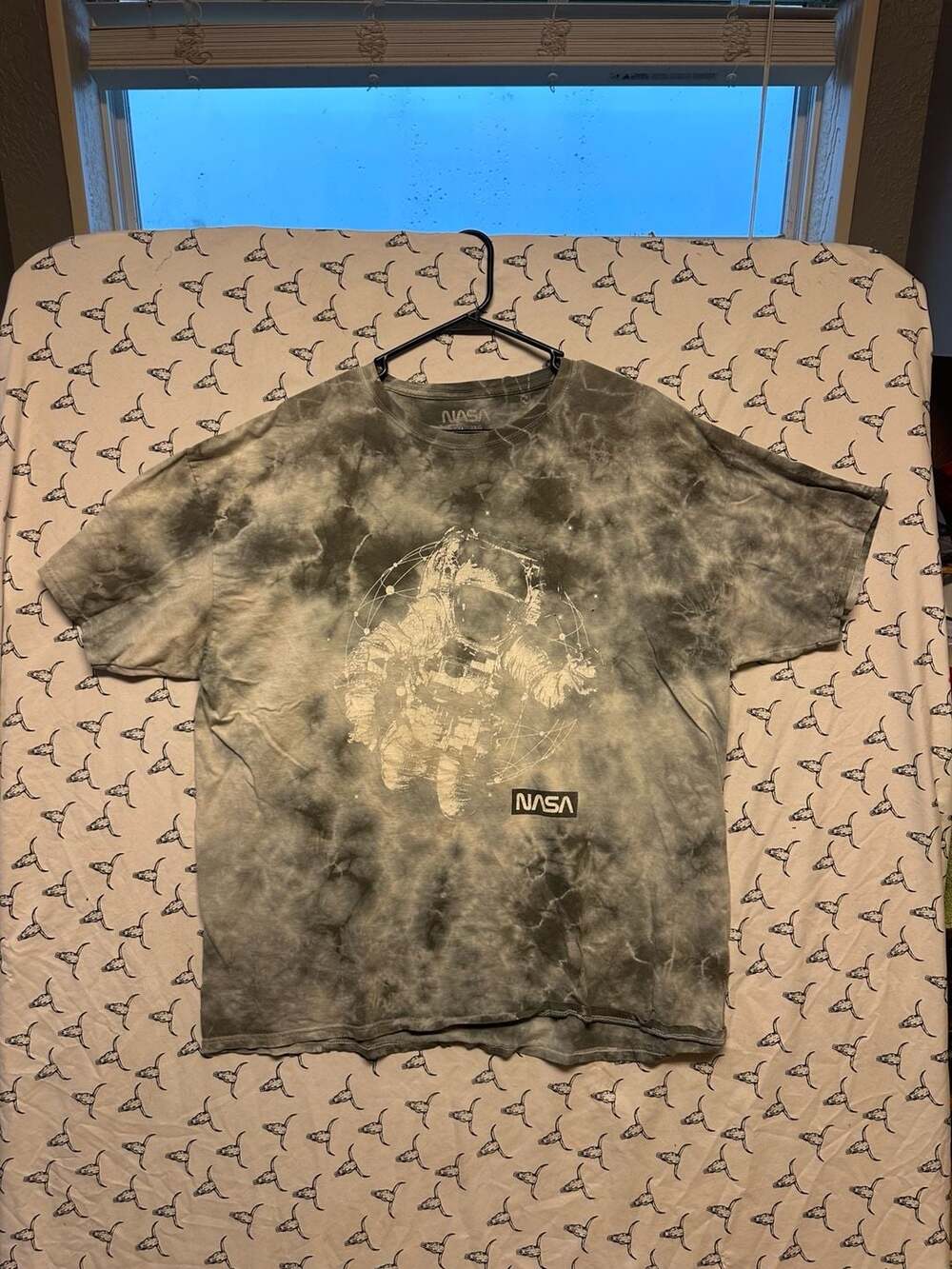 Hyper Space NASA Astronaut Graphic Gray Tie Dye T-Shirt